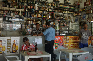 Ambiance dans un café de Salvador